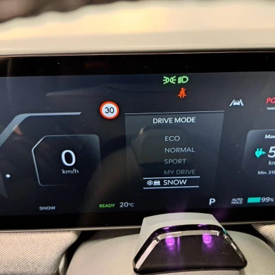 EV3 81.4 kWh 204 ch Earth -  - Garage sportif - 34/88