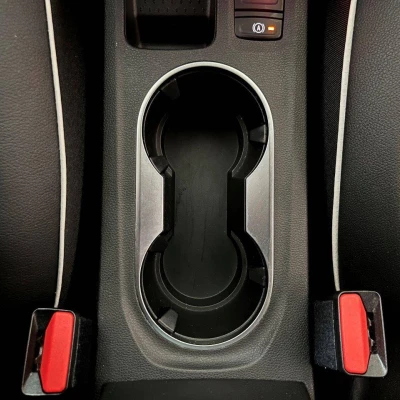 Captur E-Tech Plug-in 160 Intens -  - Garage sportif - 38/73