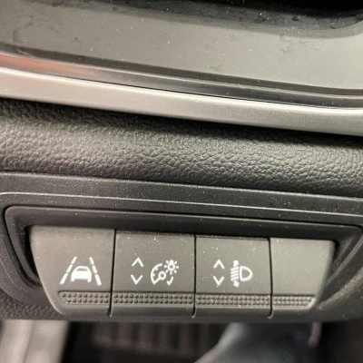 Captur TCe 140 - 21 Intens -  - Garage sportif - Champagnole - 28/48