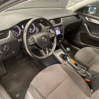 Octavia Combi 1.5 TSI 150 ch ACT DSG7 Edition -  - Garage sportif - 16/54
