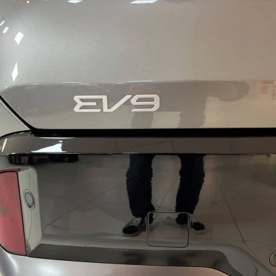 EV9 385 ch AWD GT Line -  - Garage sportif - Champagnole - 16/101