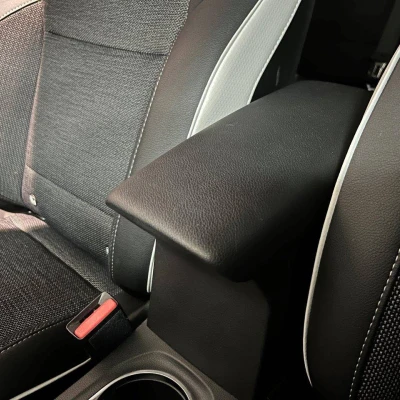 Captur E-Tech Plug-in 160 Intens -  - Garage sportif - 40/73