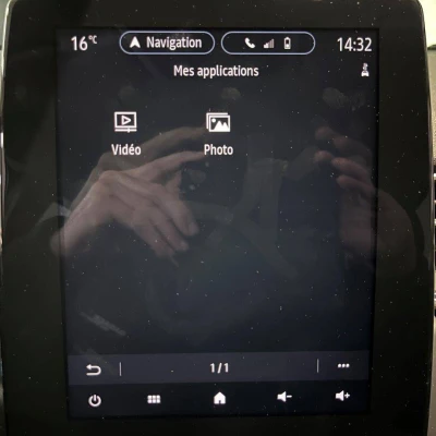 Captur E-Tech Plug-in 160 Intens -  - Garage sportif - 64/73