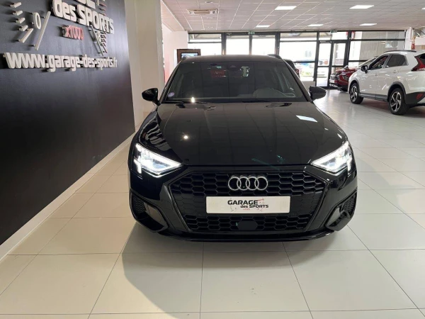 A3 Sportback 40 TFSIe 204 S tronic 6 Design Luxe -  - Garage sportif - photo 1/71