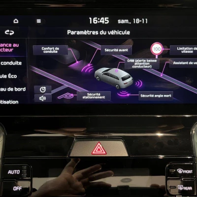 Sorento 1.6 T-GDi Hybride Rechargeable 265 ch 7pl 4x4 BVA6 Design -  - Garage sportif - 69/93