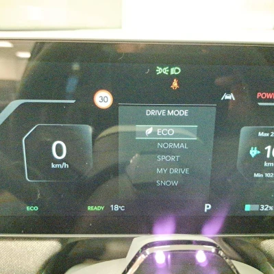EV3 81.4 kWh 204 ch GT-line -  - Garage sportif - 30/75