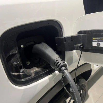 Sorento 1.6 T-GDi Hybride Rechargeable 265 ch 7pl 4x4 BVA6 Design -  - Garage sportif - 11/93