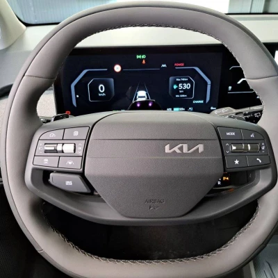 EV3 81.4 kWh 204 ch Earth -  - Garage sportif - 26/88