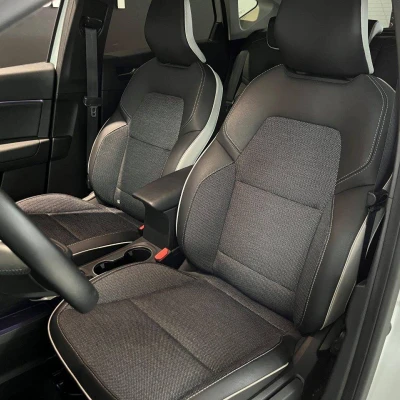 Captur E-Tech Plug-in 160 Intens -  - Garage sportif - 16/73