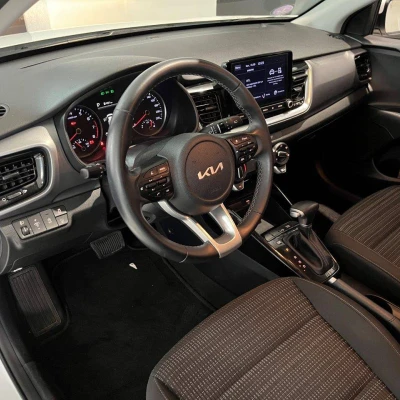 Stonic 1.0 T-GDi 120 ch MHEV DCT7 Active -  - Garage sportif - Champagnole - 13/56