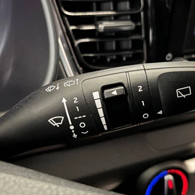 Stonic 1.0 T-GDi 120 ch MHEV DCT7 Active -  - Garage sportif - Champagnole - 32/56