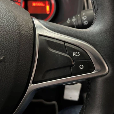 Logan MCV TCe 90 Stepway -  - Garage sportif - 22/55