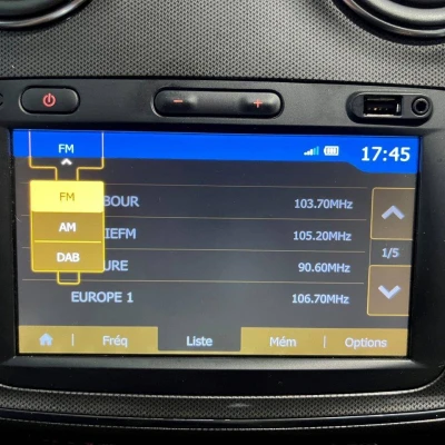 Logan MCV TCe 90 Stepway -  - Garage sportif - 45/55