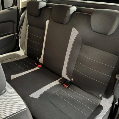 Logan MCV TCe 90 Stepway -  - Garage sportif - 46/55