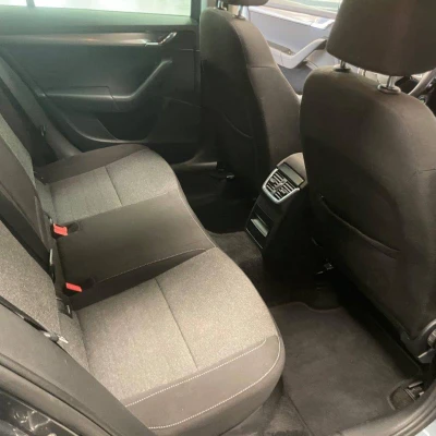 Octavia Combi 1.5 TSI 150 ch ACT DSG7 Edition -  - Garage sportif - 49/54