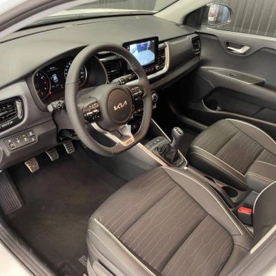 Stonic 1.0 T-GDi 120 ch MHEV BVM6 GT Line -  - Garage sportif - 15/53