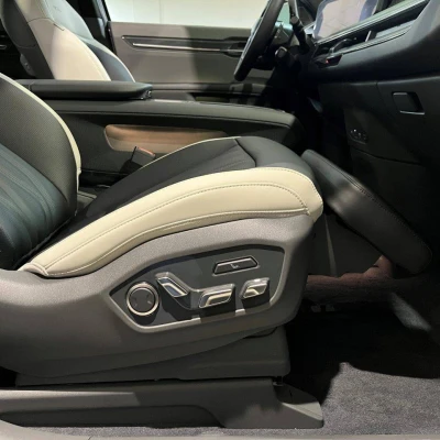 EV9 385 ch AWD GT Line -  - Garage sportif - Champagnole - 29/101