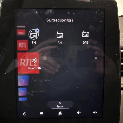 Captur E-Tech Plug-in 160 Intens -  - Garage sportif - 52/73