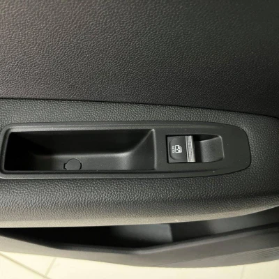 Captur E-Tech Plug-in 160 Intens -  - Garage sportif - 65/73