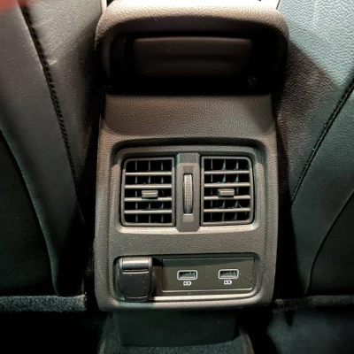 Captur E-Tech Plug-in 160 Intens -  - Garage sportif - 67/73